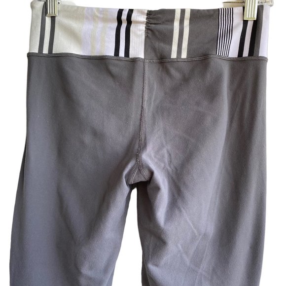 LULULEMON Womens Capri Legging Size 6 White Grey Striped Waistband - Picture 7 of 9